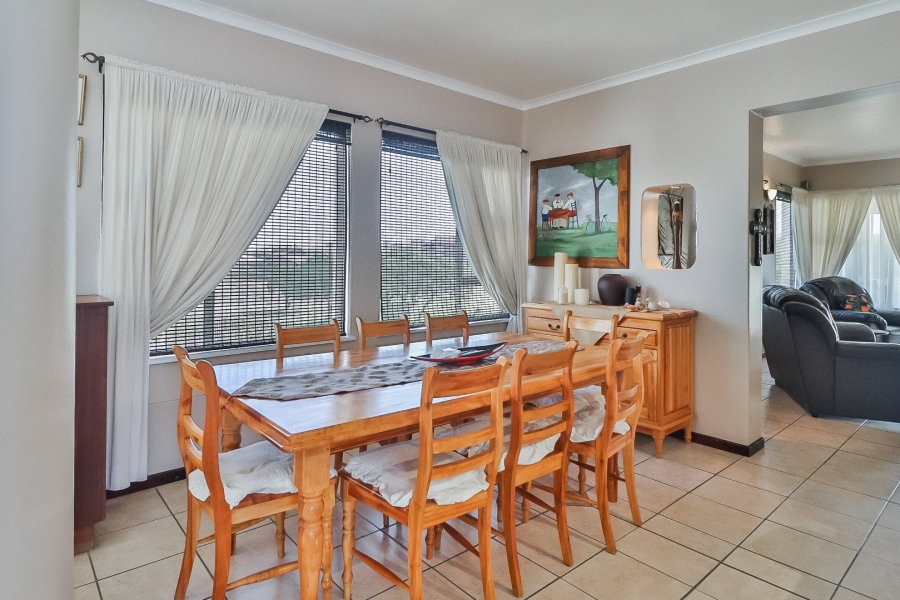 7 Bedroom Property for Sale in Country Club Western Cape